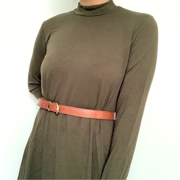 Fall Winter Casual Western Mock Neck Long Sleeve Flowy Dress in Forest Green (S) - Picture 5 of 5